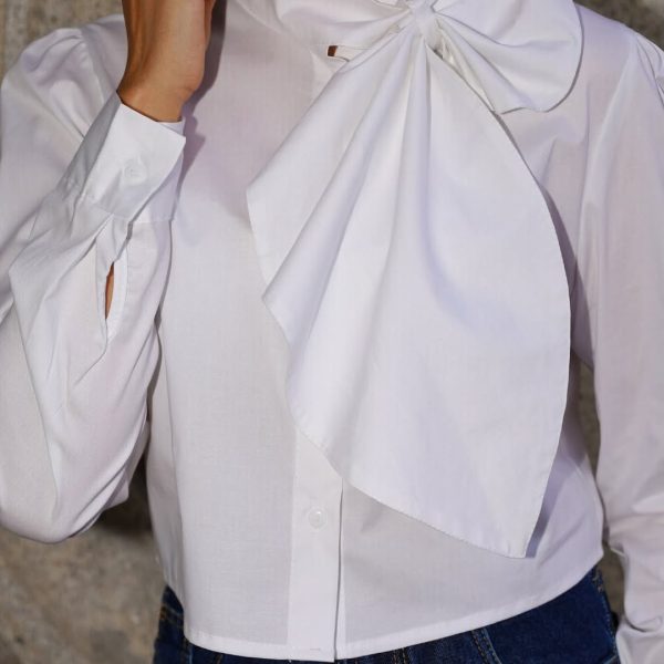 CAMISA CROPPED LAÇO